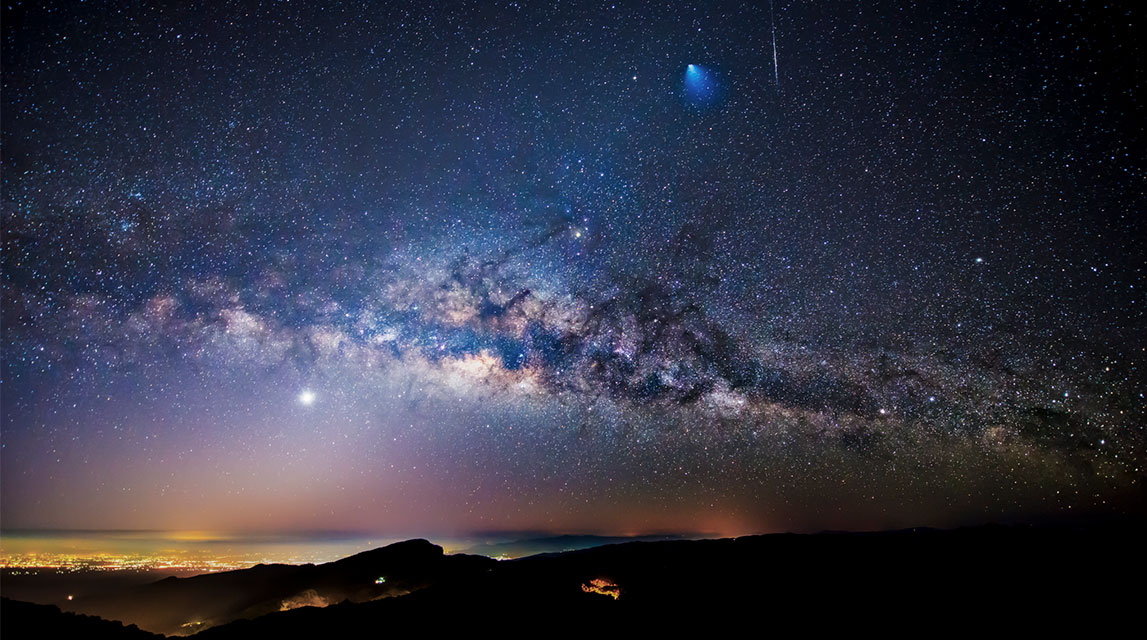 comet-and-meteor